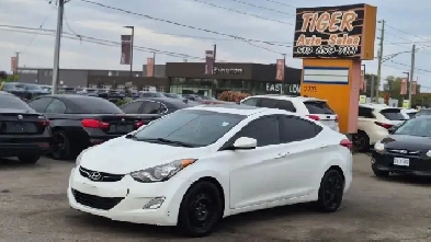 2013 Hyundai Elantra GLS, SEDAN, AUTO, 4CYL, GREAT ON FUEL, AS I