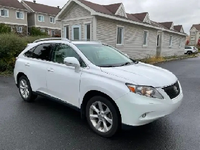LEXUS RX 350 2010 très propre. Bonne condition.
