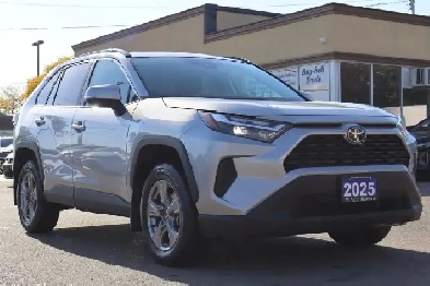 2025 Toyota RAV4 XLE AWD