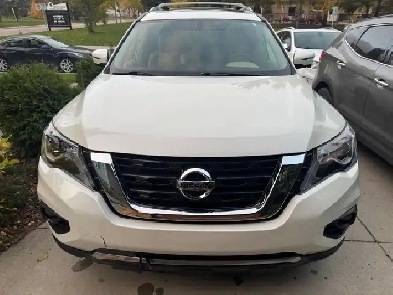 Low Mileage 2019 Nissan Pathfinder for Sale!