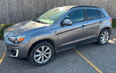 2015 Mitsubishi RVR GT -Leather/Panoramic Roof-Only 105000 kms