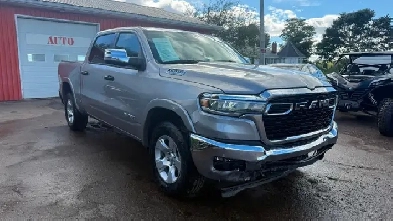 2025 Dodge Ram Crew 4x4 Bighorn E-TORQUE HYBRID