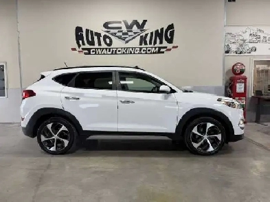 2017 Hyundai TUCSON SE / LTD / AWD / Low Local Kms