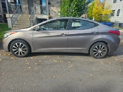2013 Elantra GLS (bas mileage)