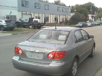 2003 Toyota Corolla LE