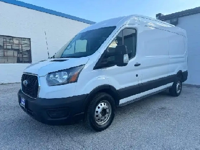 2024 Ford Transit Cargo Van T-250 148' Med Rf 9070 GVWR AWD