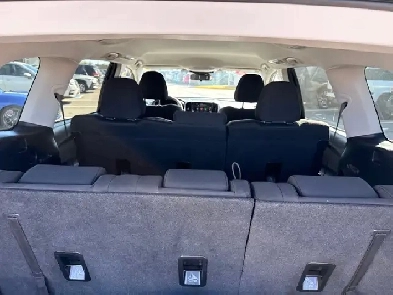 2023 Subaru Ascent Convenience OFF LEASE - PERFECT CONDITION