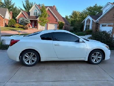 2012 Nissan Altima Coupe A5S- 4 Cylinder