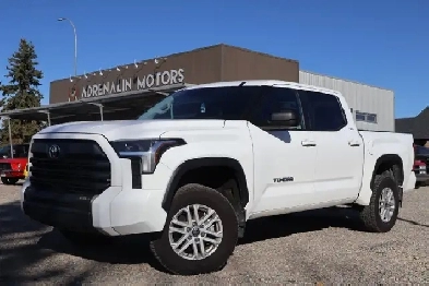 2024 Toyota Tundra SR5 CREWMAX, NO ACCIDENTS