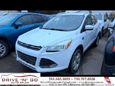 2014 Ford Escape SE AWD 6 MTH WARRANTY FREE (CLEAN CARFAX)