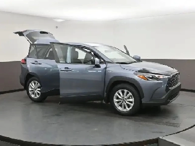 2023 Toyota Corolla Cross LE Clean CARFAX | Heated Seats | 902-4