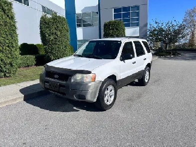 2004 FORD ESCAPE XLS DURATEC 4WD AUTOMATIC A/C LOCAL BC !