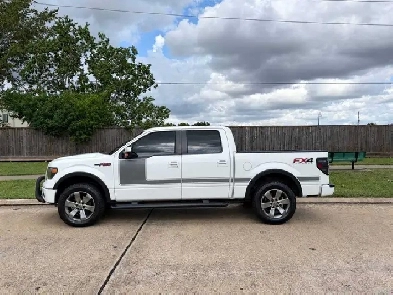 2014 Ford F150 FX4 5.0 4x4 Saftied.