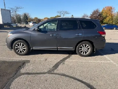 2014 Nissan Pathfinder SL 4WD ONE OWNER