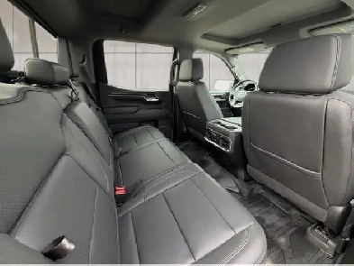 2024 GMC Sierra 1500 4WD Crew Cab 157' SLT