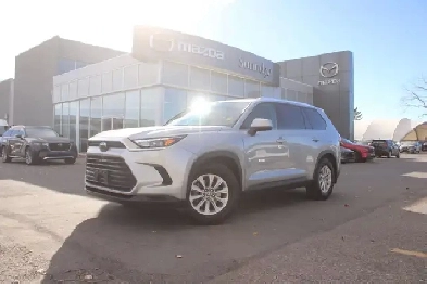 2024 Toyota Grand Highlander XLE W/ 8 Seats / Heated Seats & Whe