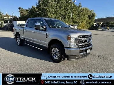 2022 Ford F-250 XLT / Crew Cab / 6'9' Box / 4x4