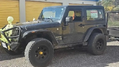 2018 JK jeep wrangler 2 door spot  v6 automatic 4x4