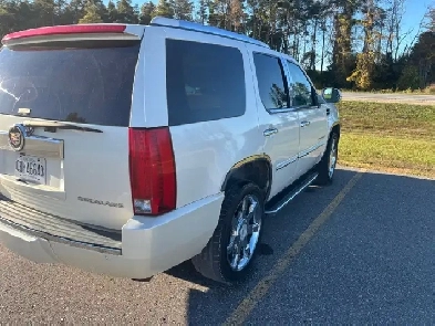2008 Escalade