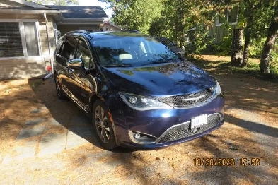 2017 PACIFICA LTD, 191,000 KM, VERY CLEAN, LOADED $12800