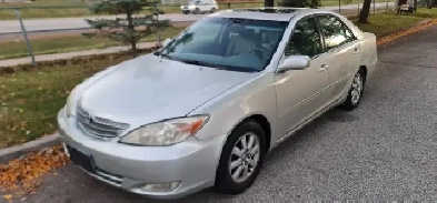 2002 Camry XLE 149k Auto Leather Sunroof Alloys 416-858-7673