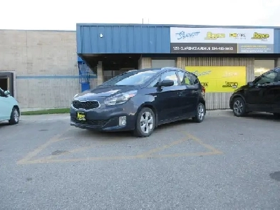 2014 Kia Rondo FX