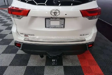 2019 Toyota Highlander XLE AWD 7 PASSAGERS - CUIR TOIT - GPS NAV