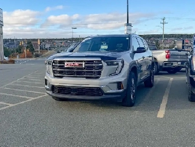 2025 GMC Acadia Elevation