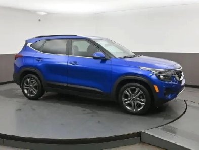 2023 Kia Seltos EX FWD Call 902 466-9550 Apple Car Play, Android