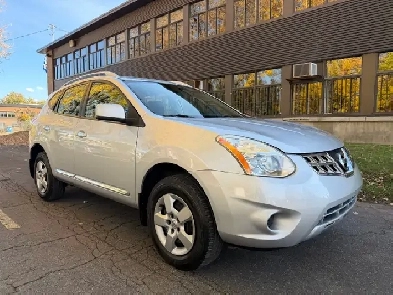 2013 Nissan Rogue AWD (4x4) 103,000km