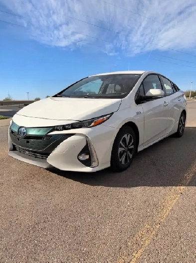 2019 Toyota Prius Prime Auto FWD