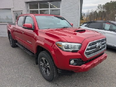 2017 Toyota Tacoma TRD SPORT 4X4