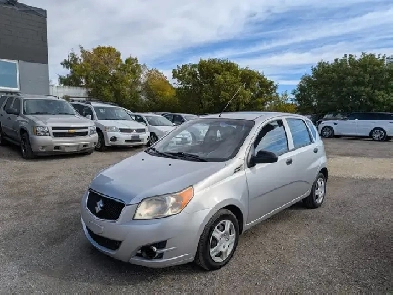 2009 Suzuki Swift  Automatic with AC Clean Carfax Low KM