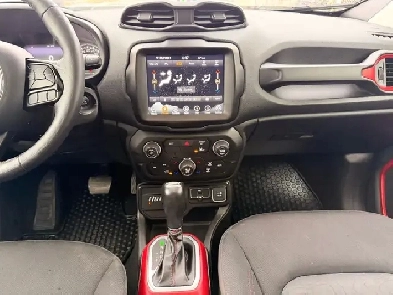 2022 Jeep Renegade Trailhawk AWD | Command Start | Heated Seats