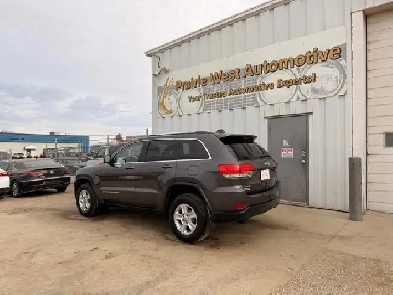 2015 Jeep Grand Cherokee Laredo AWD | Dual Climate Control | Pow