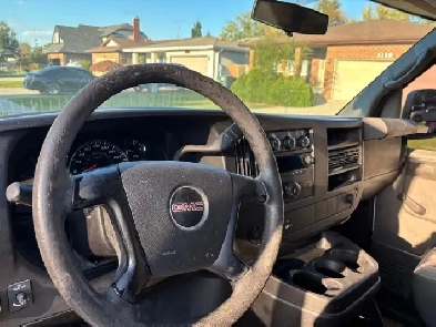 2010 GMC Savana 2500 extended