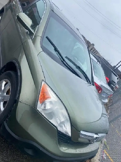 Honda CRV 2008 green colour