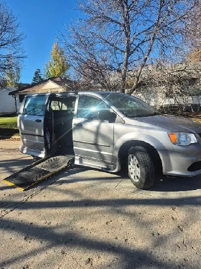 Only 36000km  Side Entry Grand Caravan