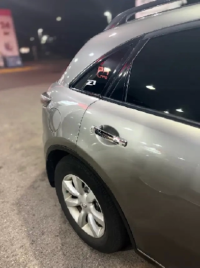 2004 Infiniti fx35 READ DESC