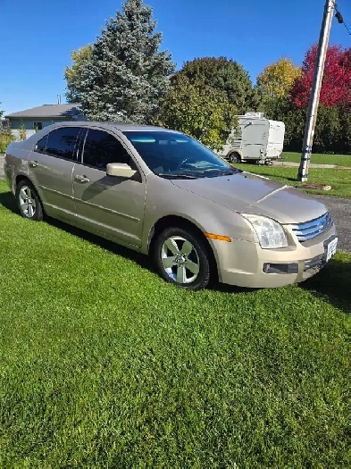 2006 FORD FUSION. 4 DOOR