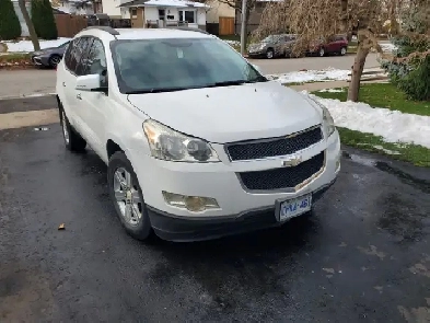 2010 CHEVROLET TRAVERSE, 195,000 km/ V6