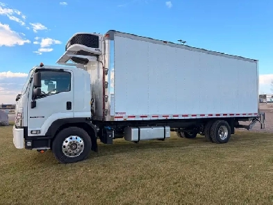 2024 Isuzu FVR Refrigerated 26ft NEW