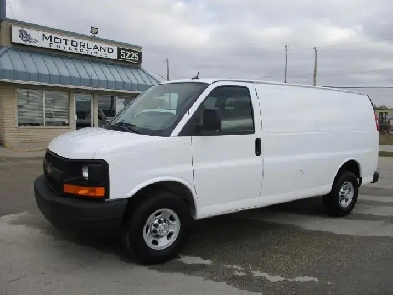 2014 Chevrolet Express Cargo Van RWD 2500 135'