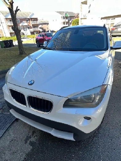 BMW X1. 2012