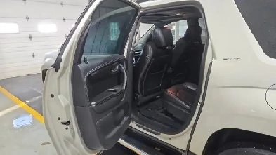 2013 GMC Acadia