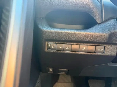 2025 Toyota RAV4 Hybrid XLE Hybrid Efficiency. Everyday Versatil