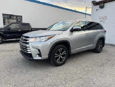 2017 Toyota Highlander LE