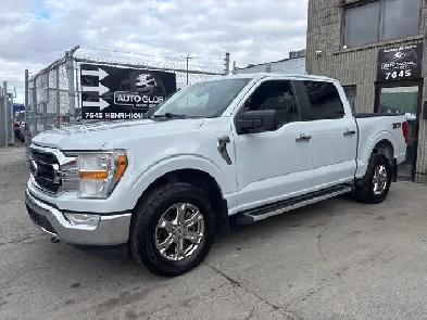 Ford F-150 XLT cabine SuperCrew 4RM caisse de 5,5 pi XLT 2022
