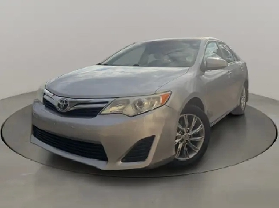 2014 Toyota Camry LE (CERTIFIED)